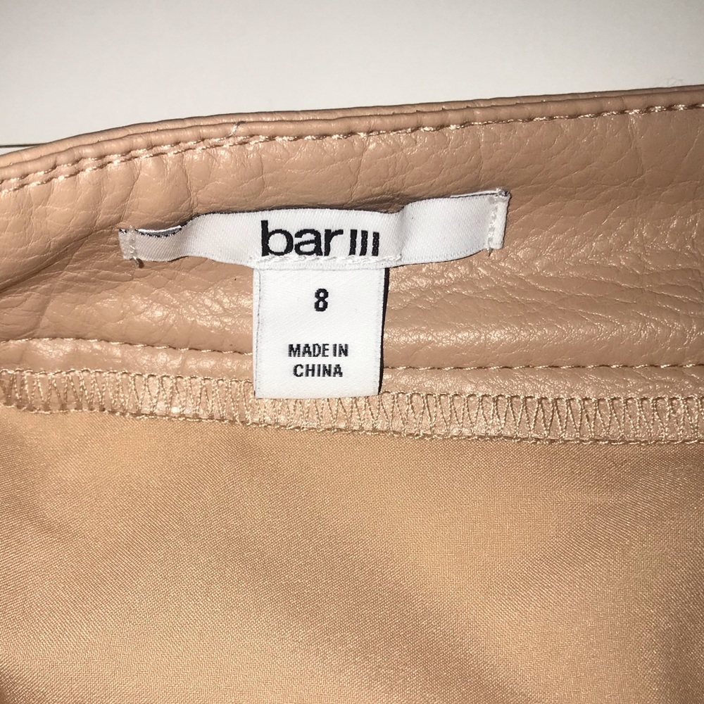 ❗️NWT❗️Bar III Faux Leather Blush Skirt - Picture 5 of 9